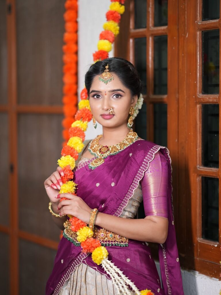 bonalu🧿🙏🪷outfit @sha designzs .jwellery @opreadiamonds .makeup @durgamakeoverartistry .stylin (2)